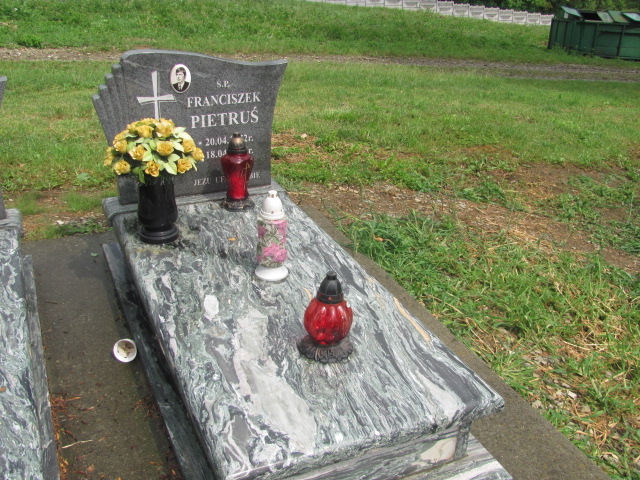 Grób Franciszek Pietruś