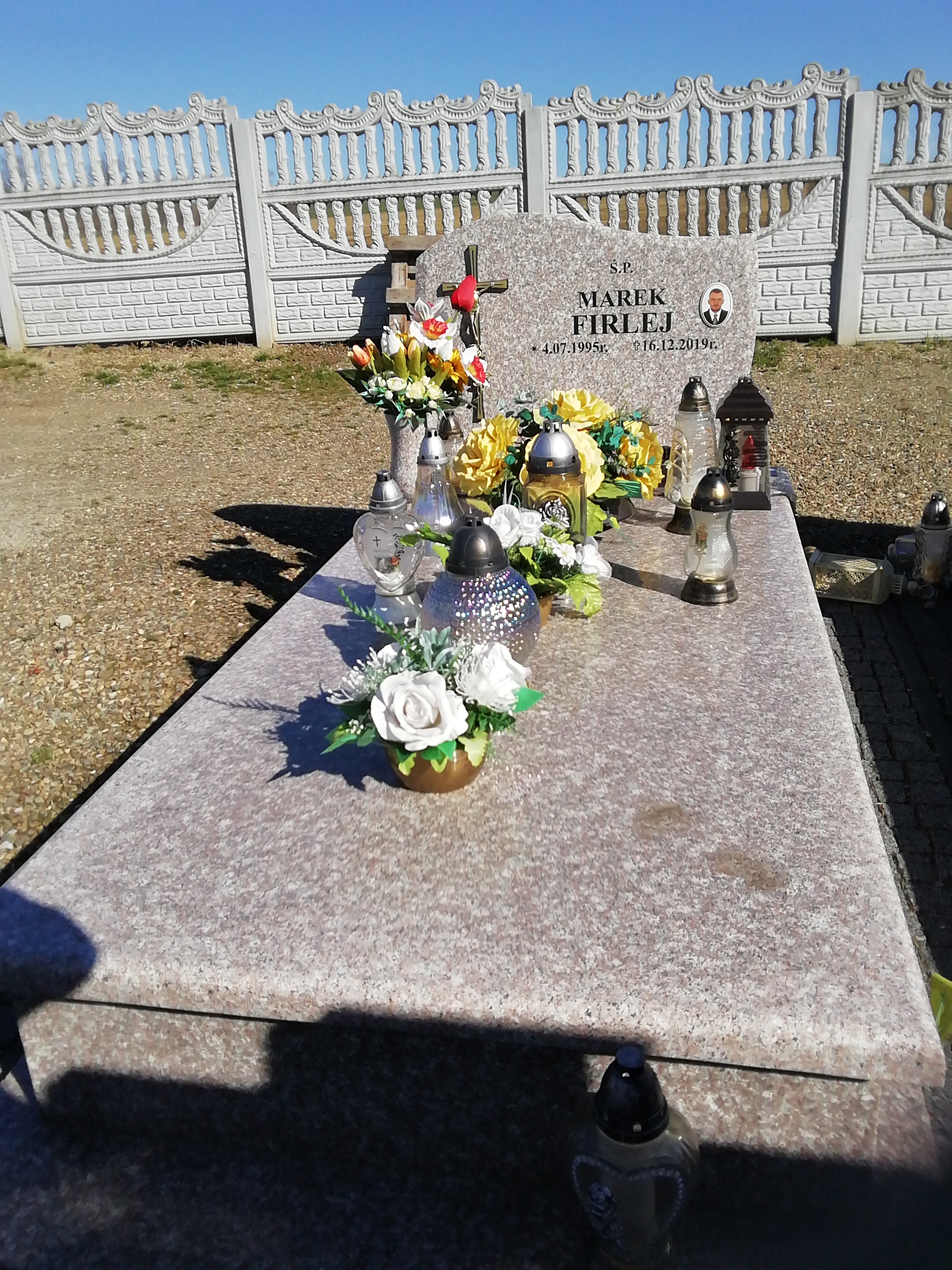 Marek Firlej 1995 Dukla - Grobonet - Wyszukiwarka osób pochowanych