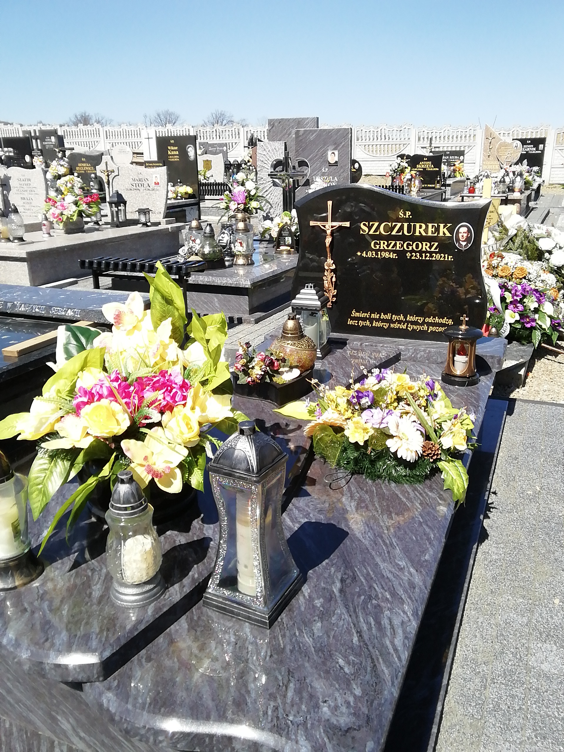 Grób Grzegorz Szczurek