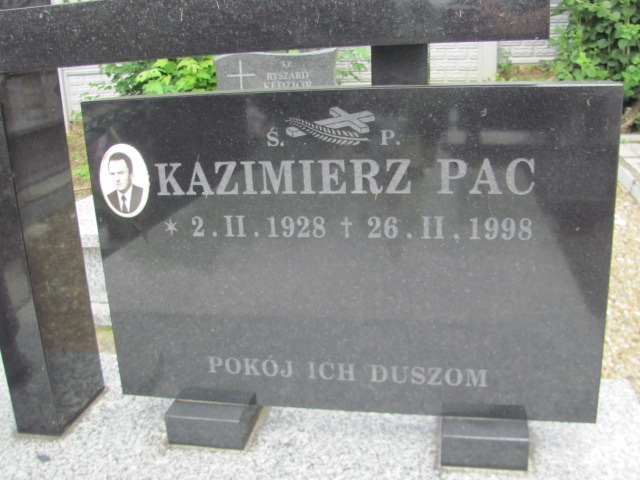 Halina Pac 1944 Dukla - Grobonet - Wyszukiwarka osób pochowanych